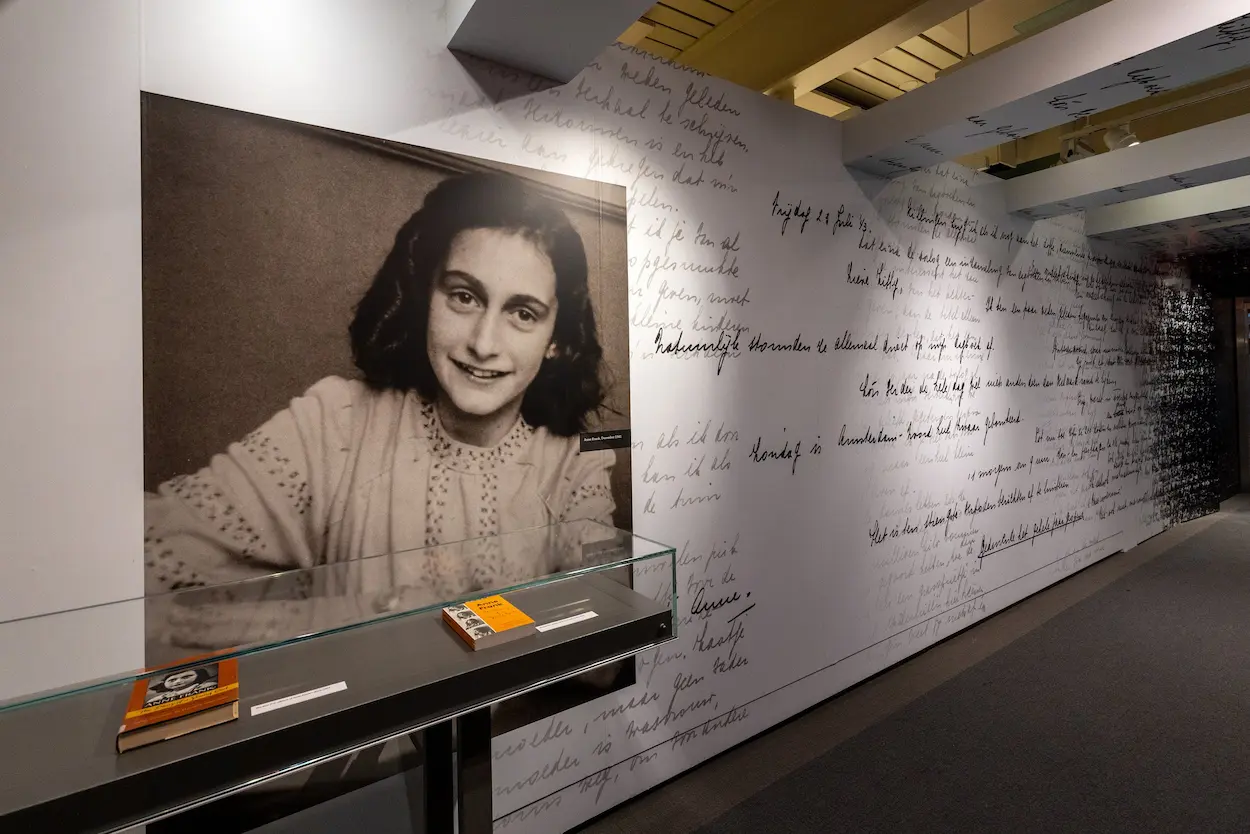 Anne Frank The Exhibition Anne Frank The Exhibition